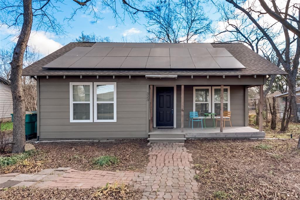 Property Photo: 323 S Main Street TX 75104