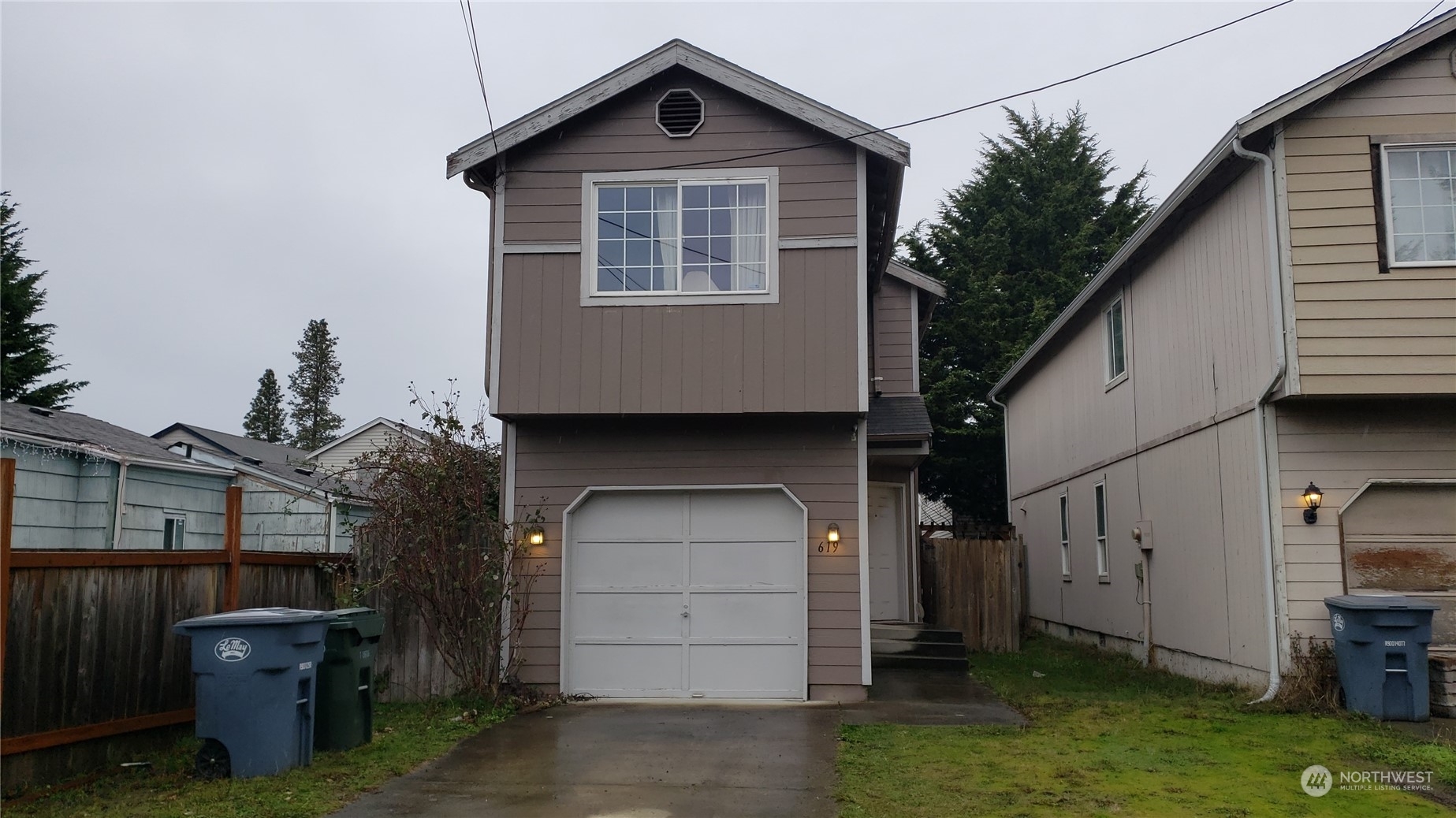 Property Photo:  619 Lafayette Street S  WA 98444 