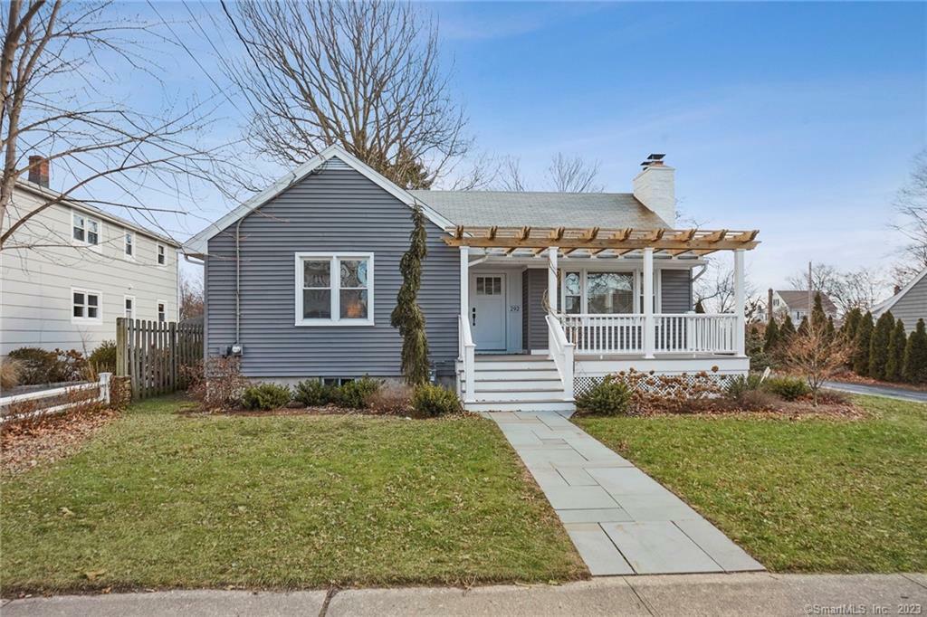 292 Grovers Avenue  Bridgeport CT 06605 photo
