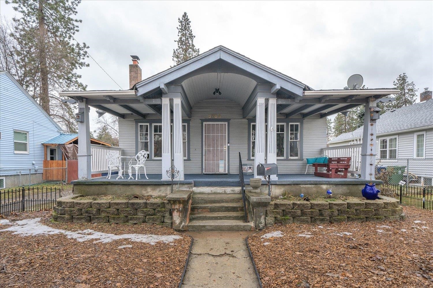 Property Photo: 3704 E 5th Ave WA 99202