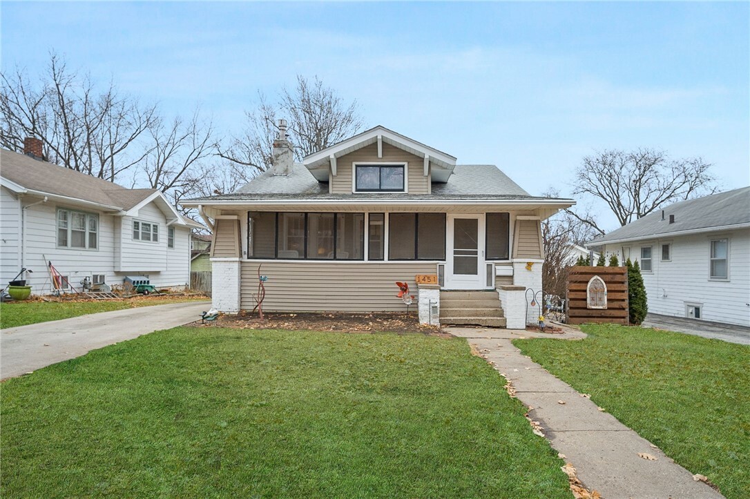 Property Photo:  1451 44th Street  IA 50311 