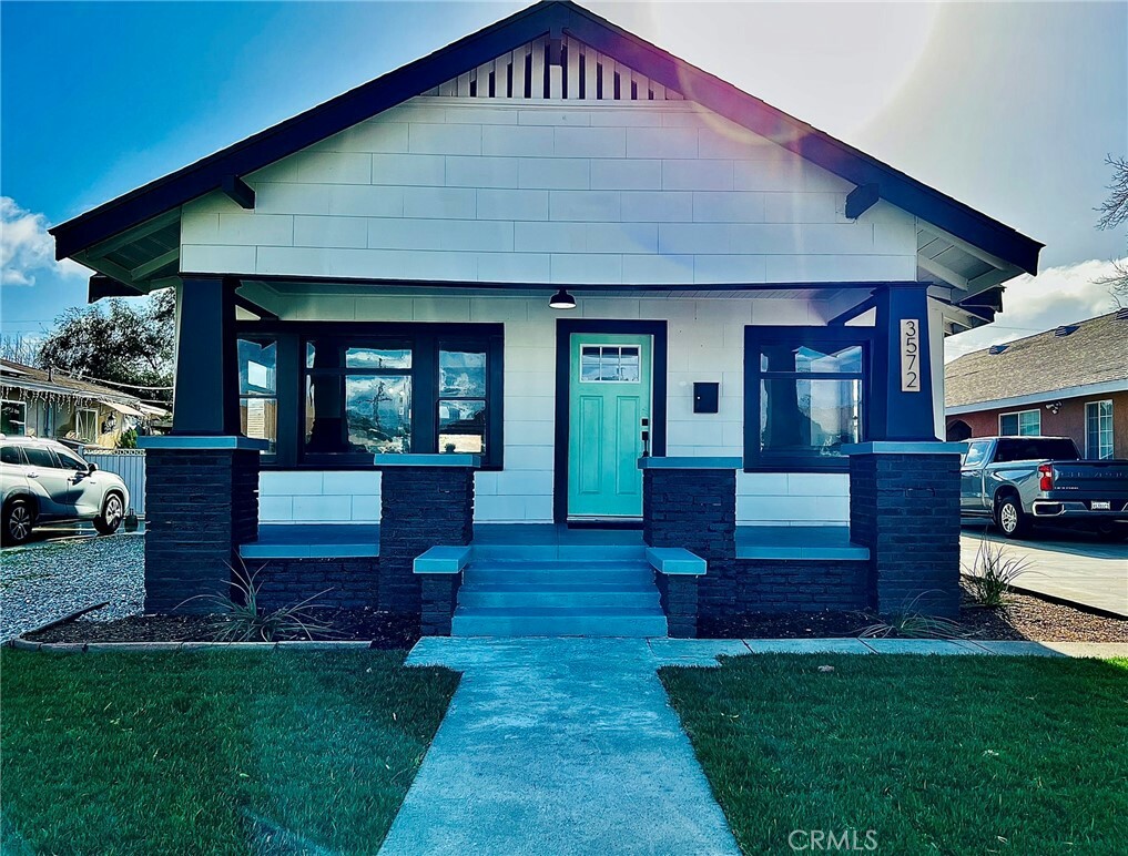 Property Photo: 3572 Euclid Avenue CA 90262