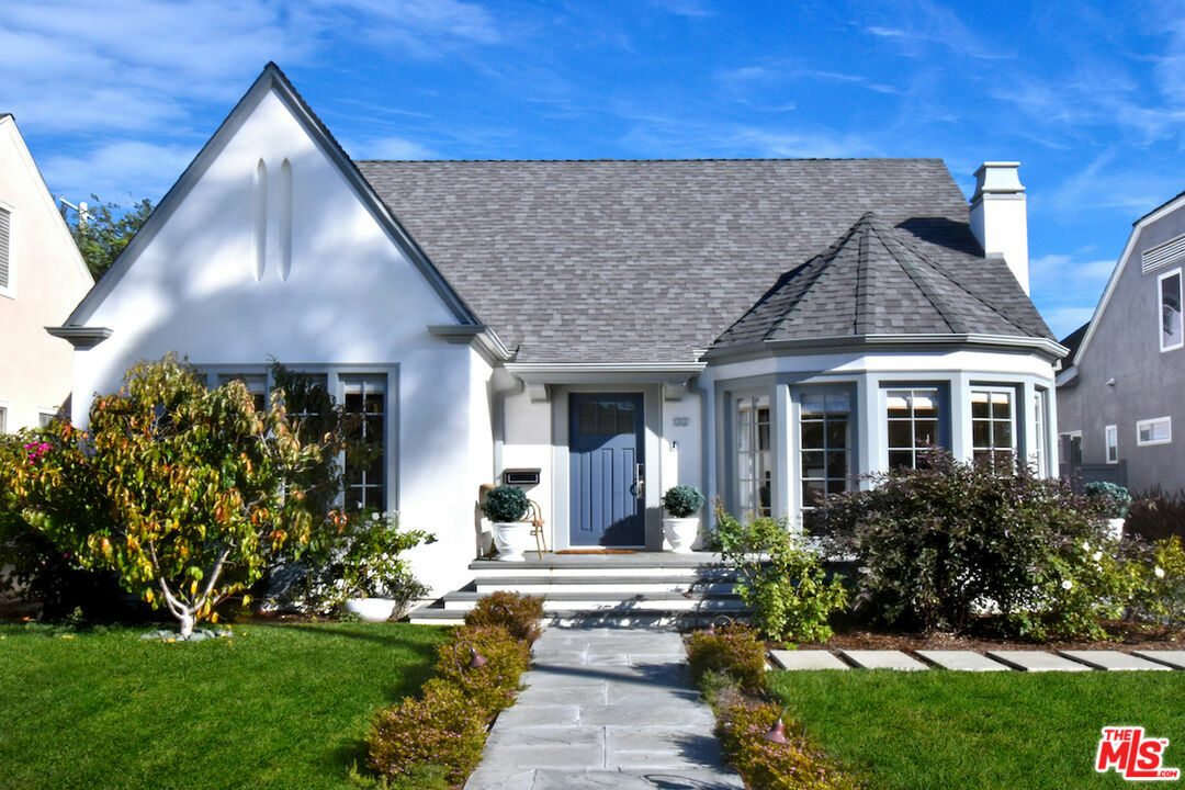 132  S Lucerne Blvd  Los Angeles CA 90004 photo