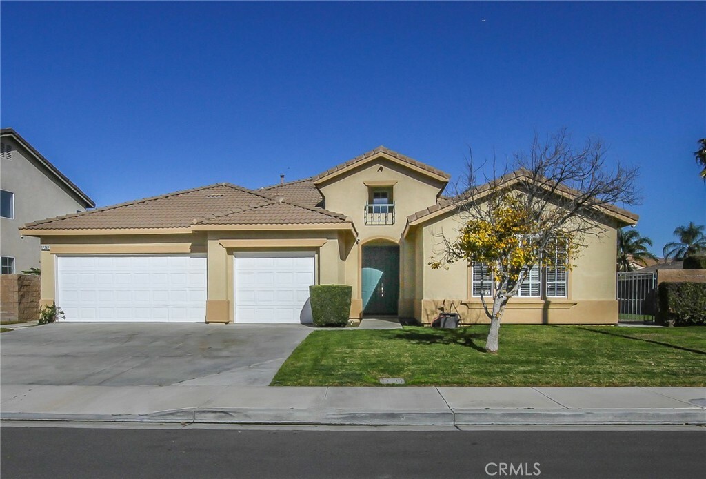 Property Photo:  12762 Longhorne Drive  CA 92880 