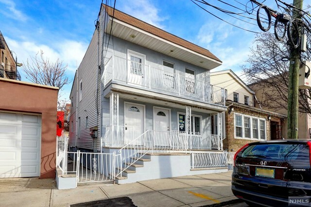 Property Photo:  418 12th Street 1  NJ 07087 