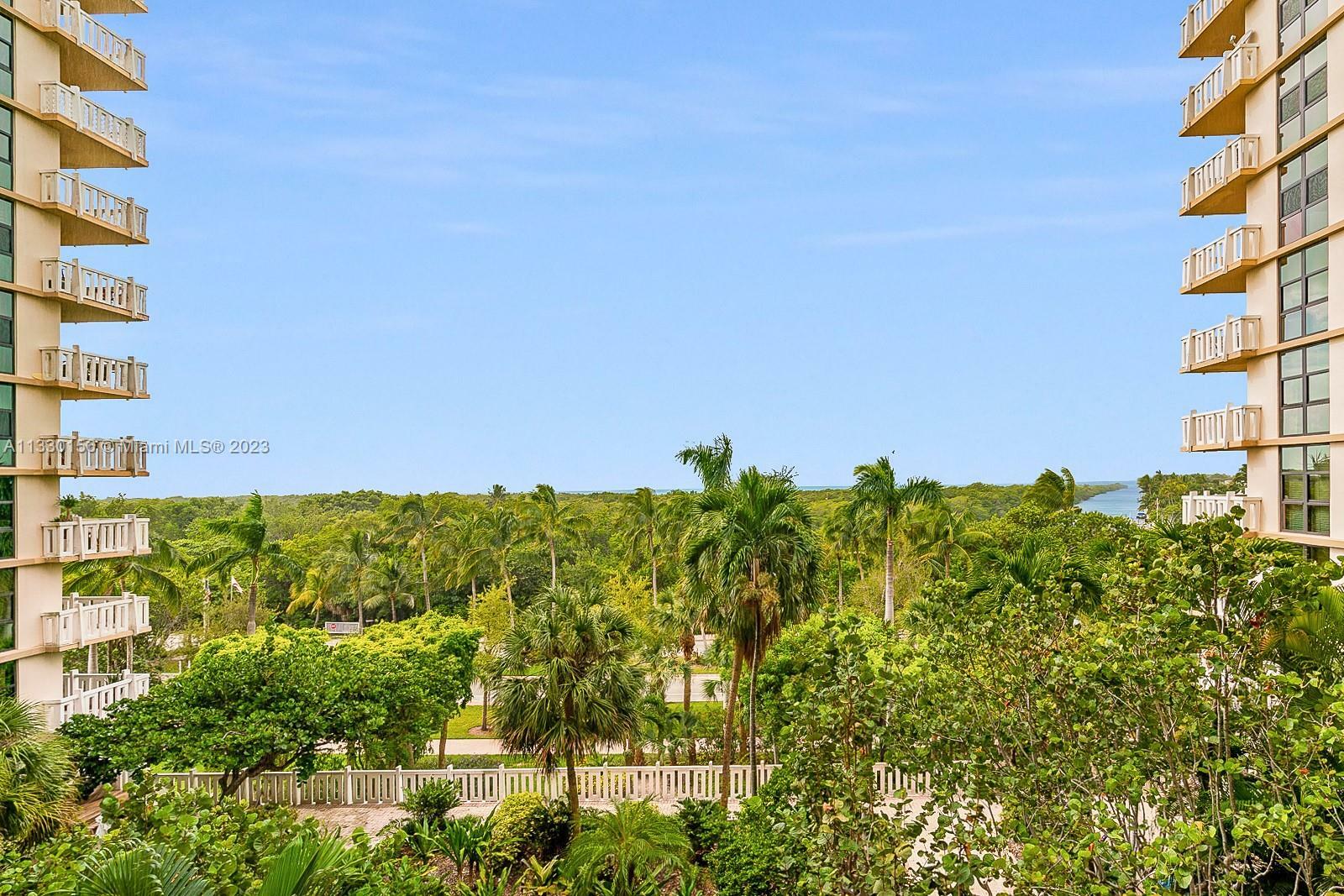 Property Photo: 1121 Crandon Blvd E405 FL 33149