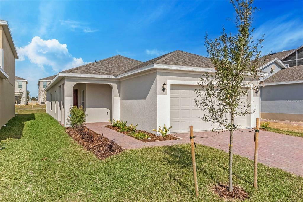 Property Photo:  6952 Church Lake Street  FL 34736 