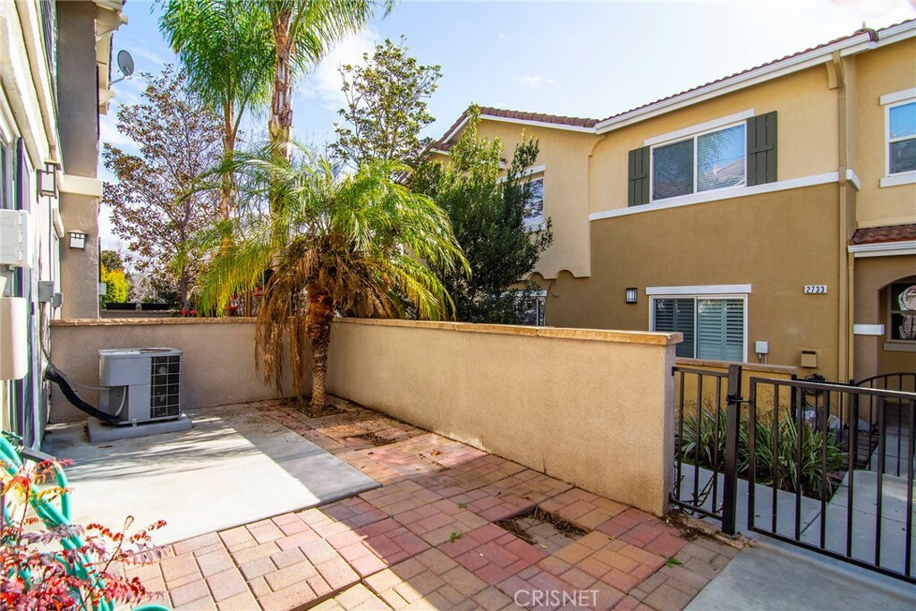 Property Photo:  2743 Night Jasmine Drive  CA 93065 