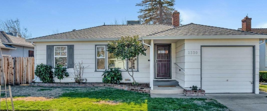 Property Photo:  2330 25th Avenue  CA 95822 