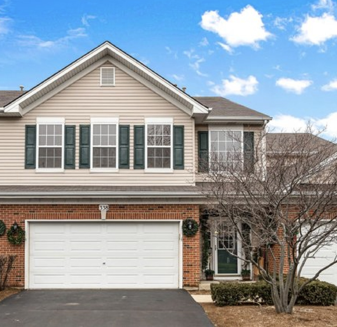Property Photo: 338 Grape Vine Trail IL 60543