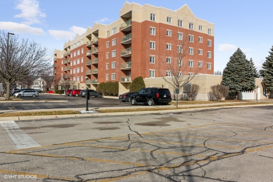 Property Photo: 7450 Lincoln Avenue 608 IL 60076