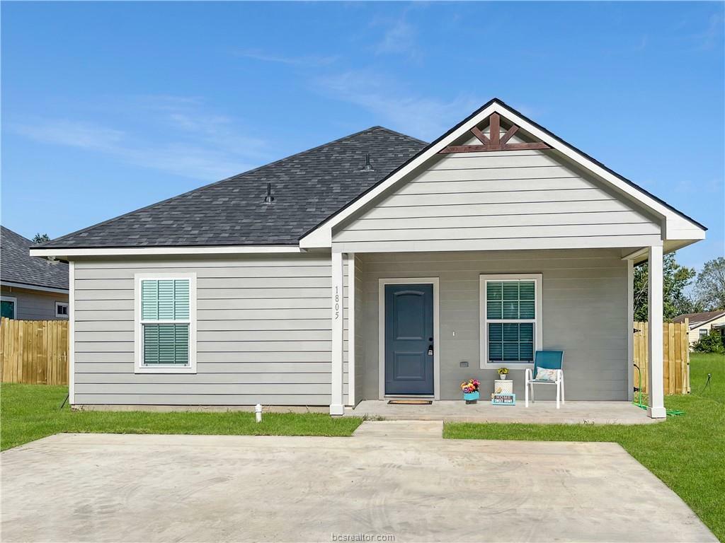 Property Photo:  1805 Bluebonnet  TX 77803 