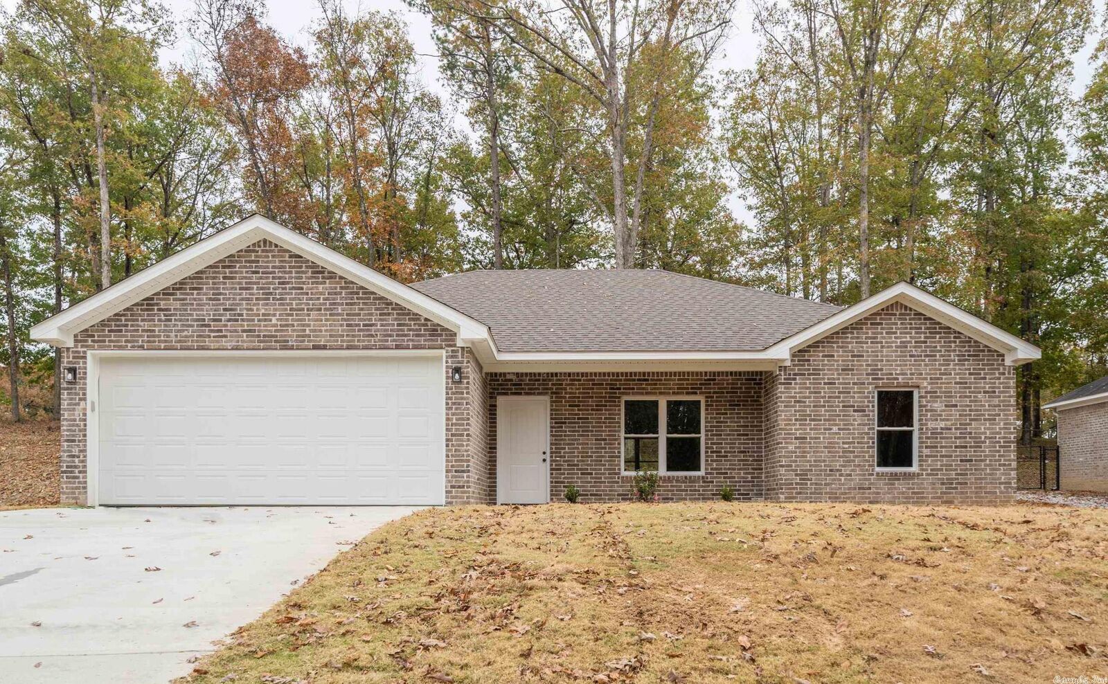 Property Photo: 125 Stonebriar Drive AR 71913