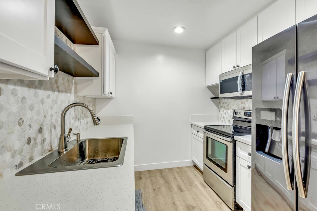 Property Photo:  316 S Miraleste Drive 132  CA 90732 