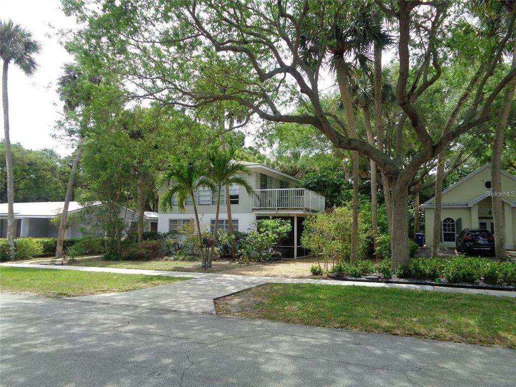 Property Photo:  626 Azalea Lane  FL 32963 