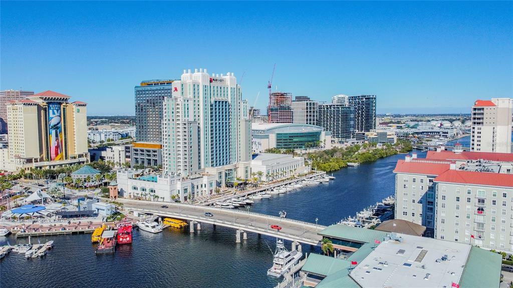 Property Photo:  700 S Harbour Island Boulevard 133  FL 33602 