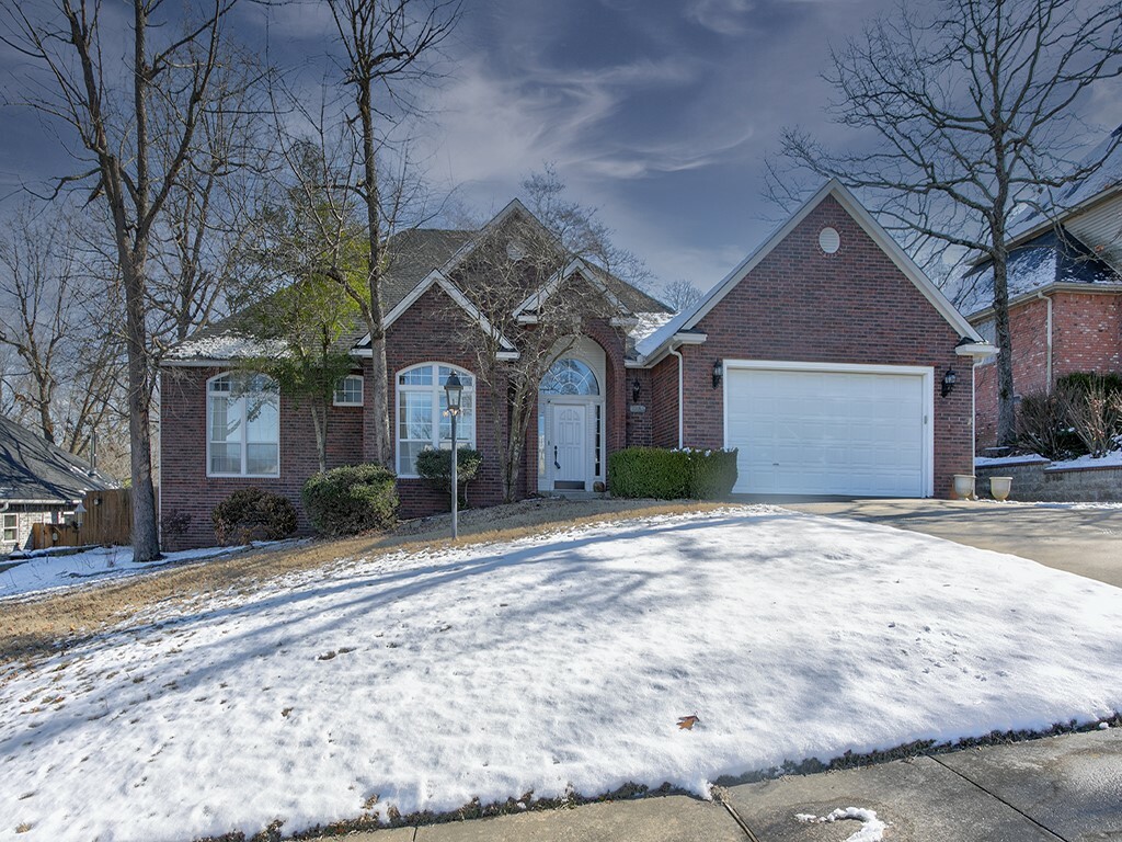 Property Photo:  4805 Cedar Ridge Drive  AR 72764 