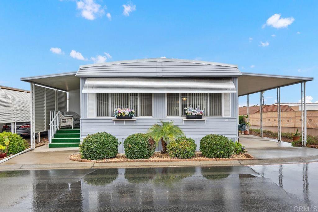 Property Photo:  1506 Oak Dr 106  CA 92084 