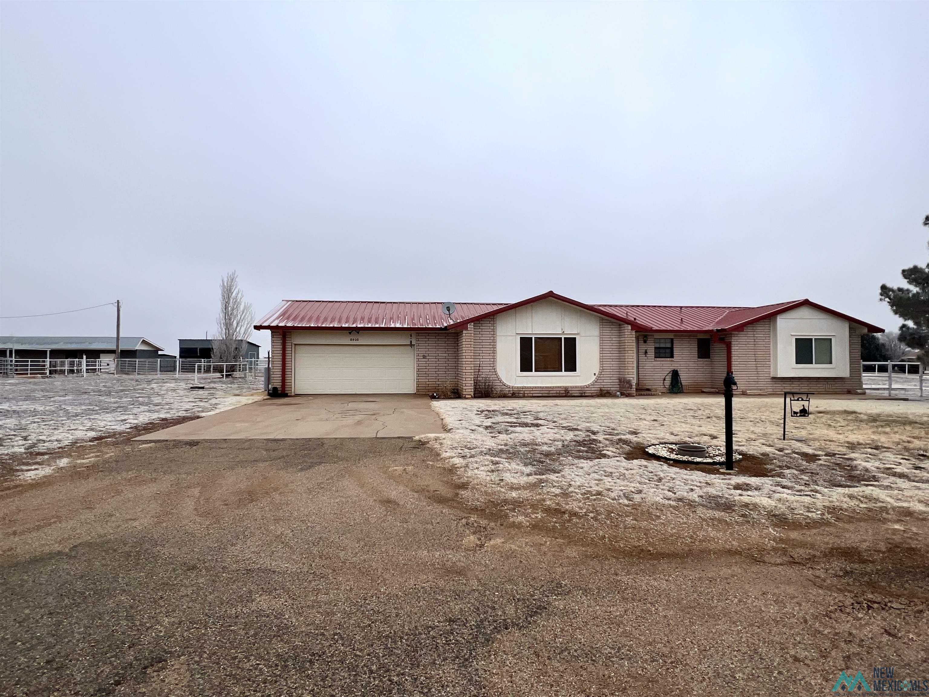 Property Photo: 8400 La Linda Street NM 88101