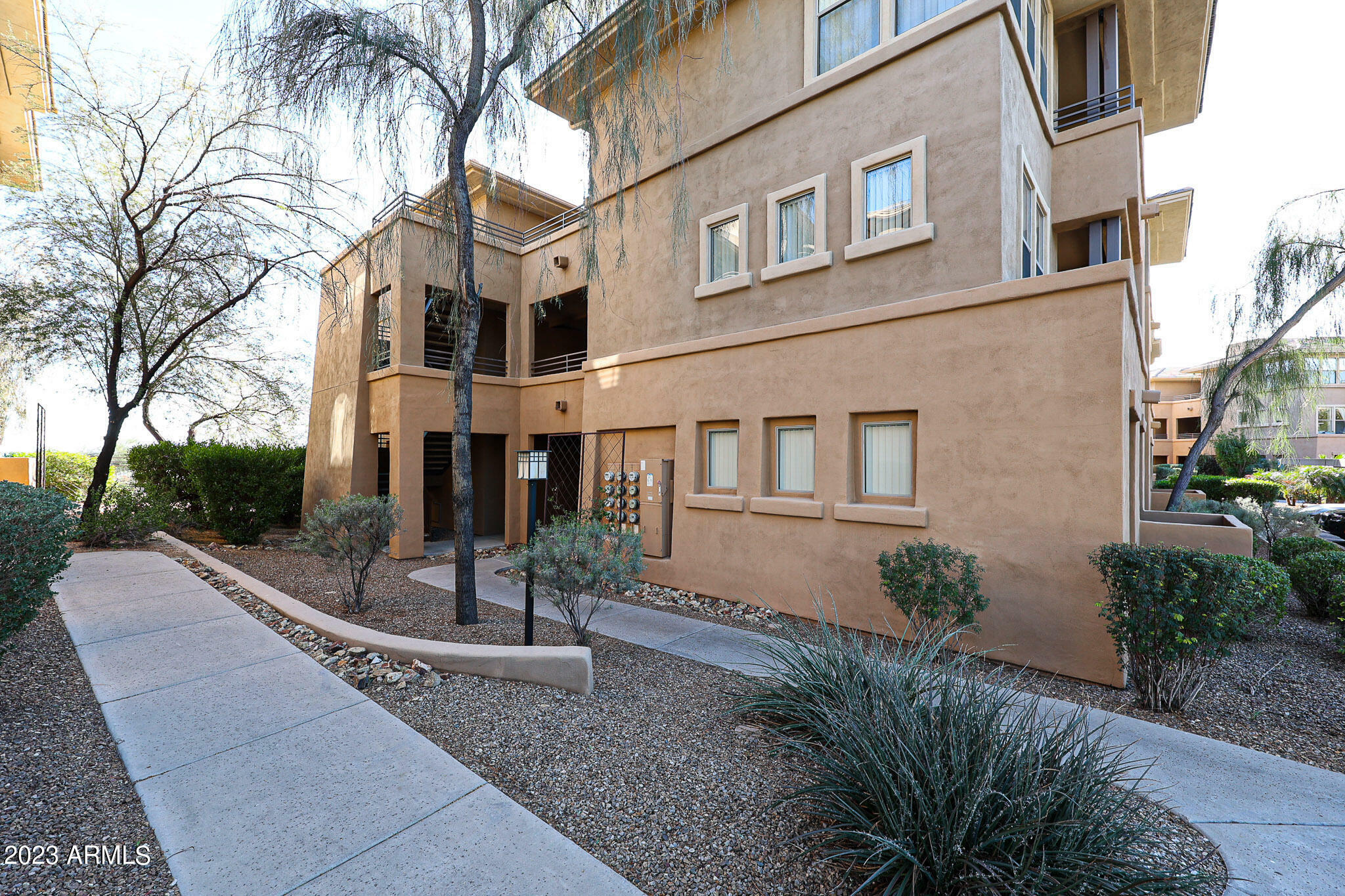 Property Photo:  20100 N 78th Place 2086  AZ 85255 