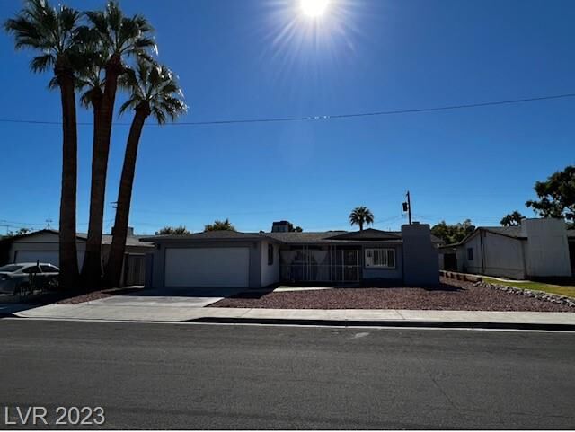 Property Photo:  4613 Lilliput Lane  NV 89102 