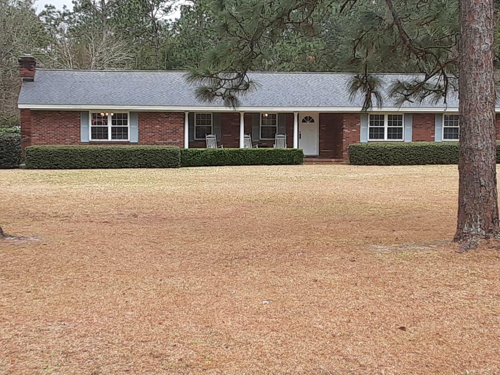 Property Photo:  216 Forest Drive  GA 31545 