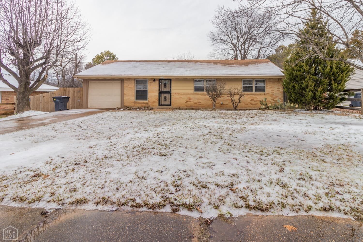 Property Photo:  738 Crest Drive  AR 72401 