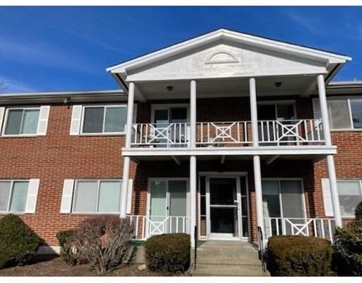 Property Photo:  41 Bayberry Dr 4  MA 02067 