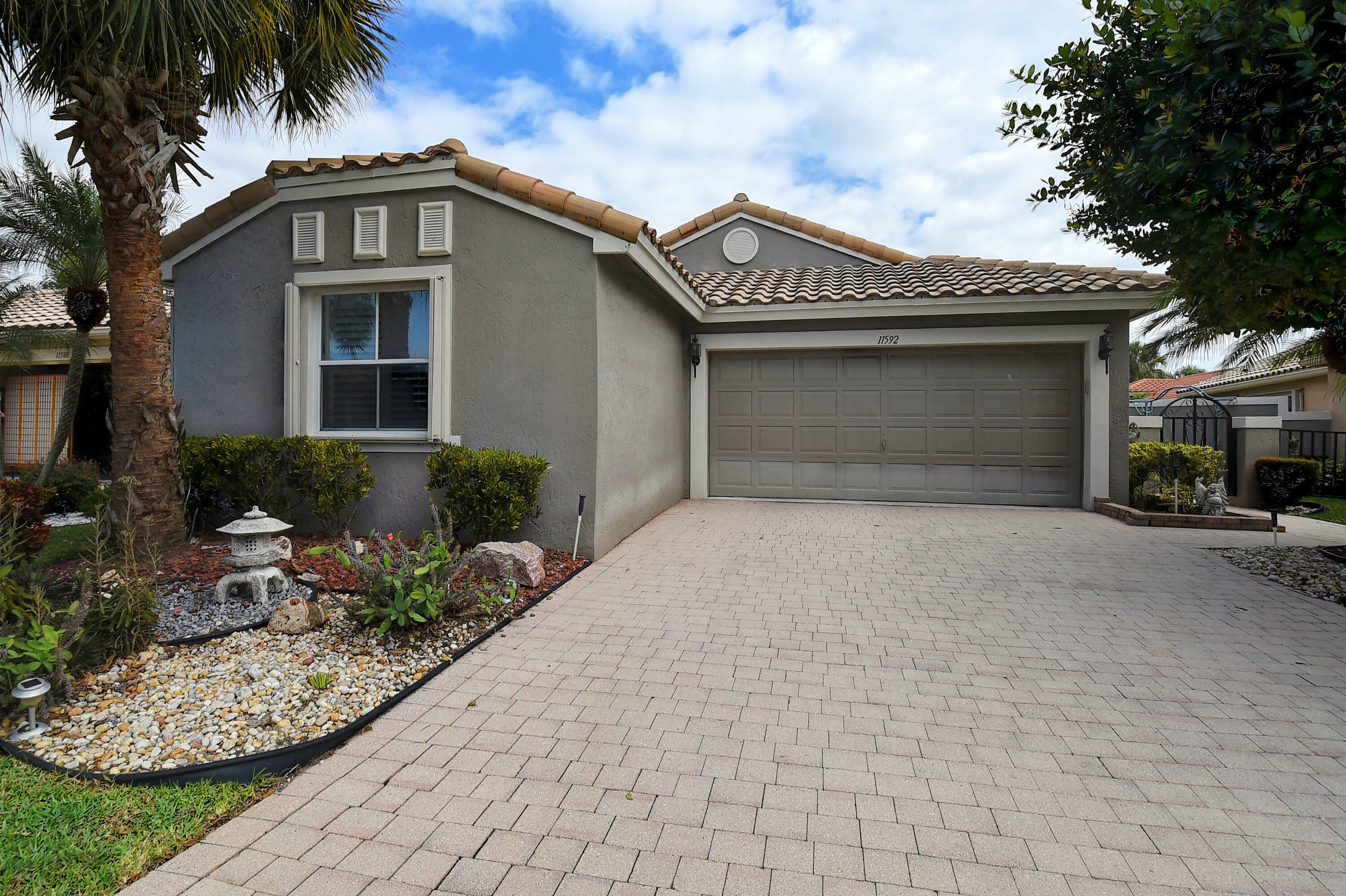 Property Photo:  11592 Augustus Drive  FL 33437 