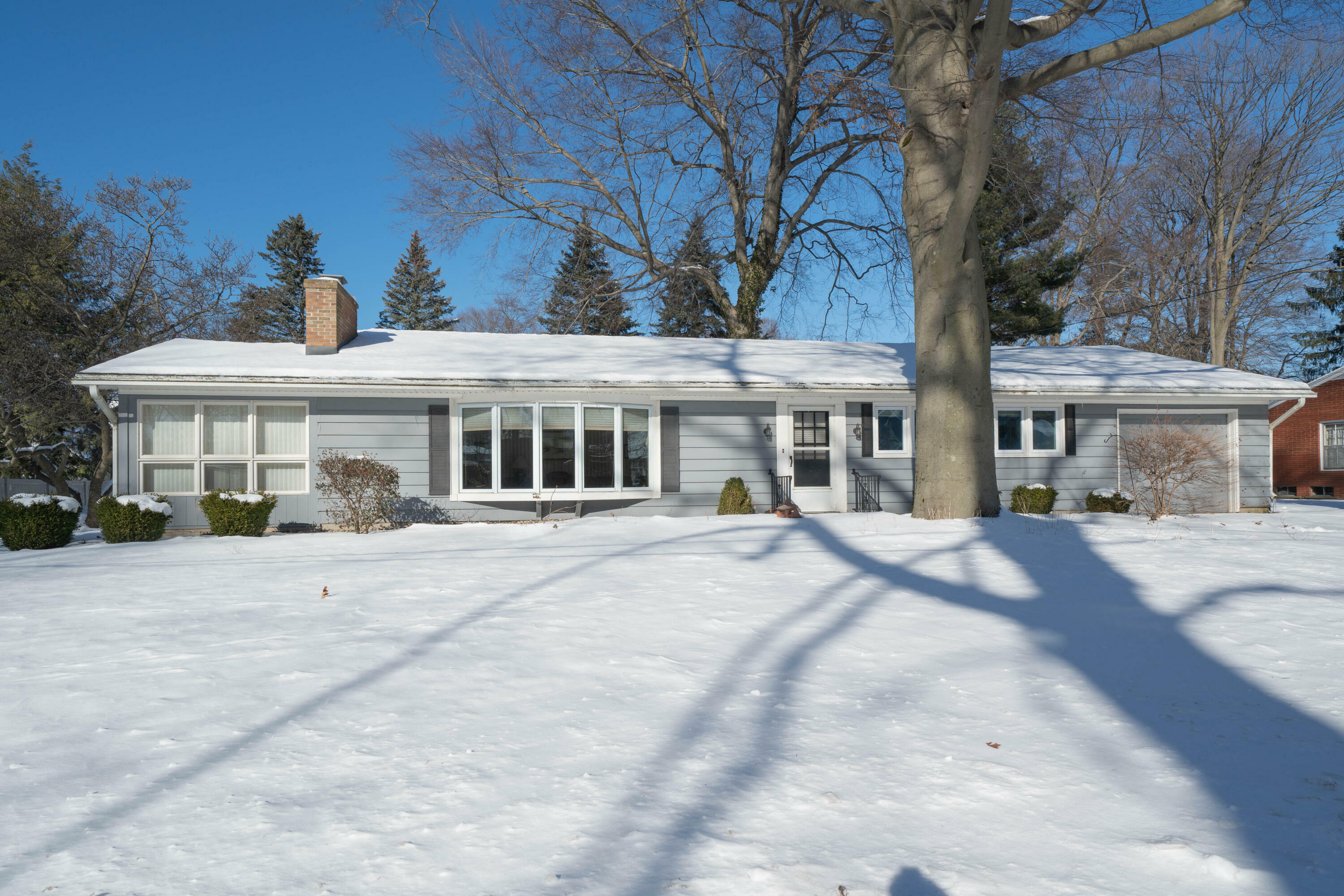 Property Photo:  31 Delaware Court  MI 49090 