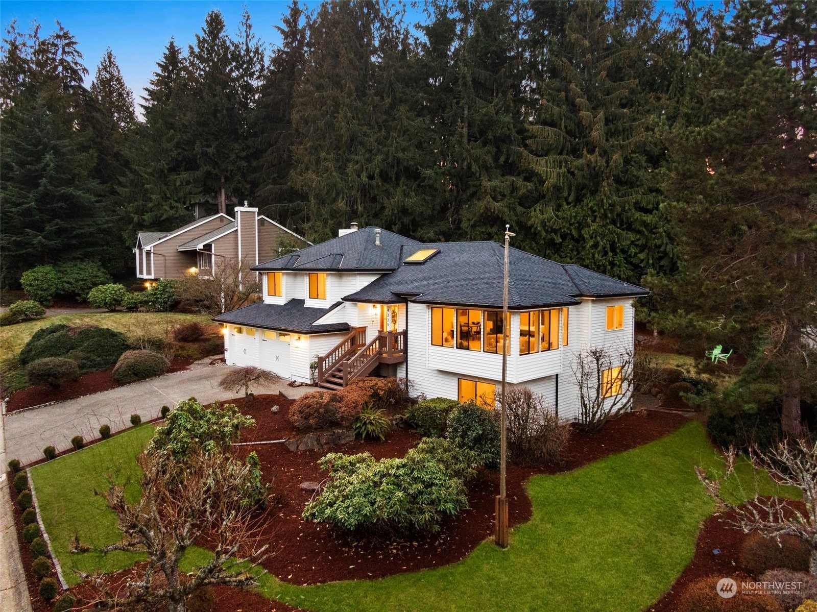 House For Sale In Sammamish 4329 210th Place NE Sammamish WA 98074   0 2 Gallery 