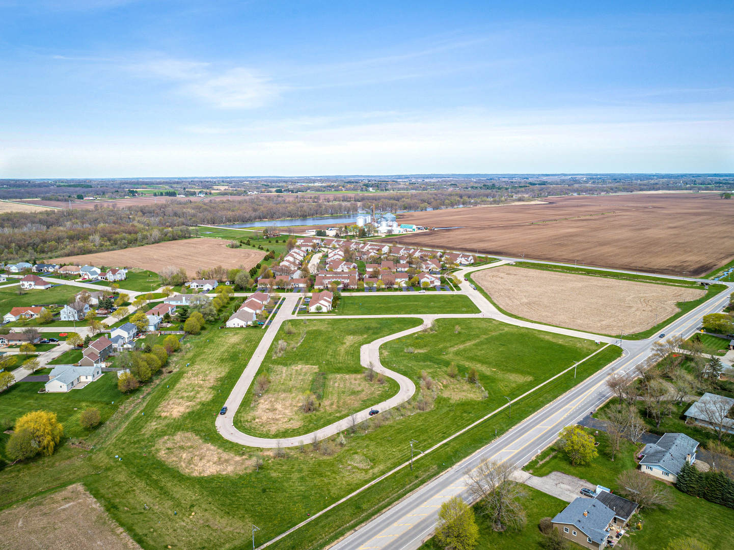 Property Photo:  920 Partridge Circle  IL 60152 