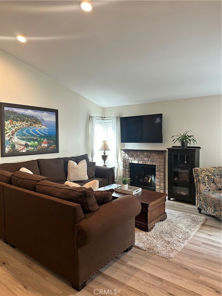 Property Photo:  5920 Bedford Court 137  CA 92887 