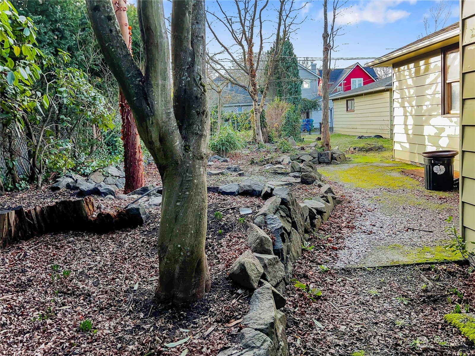Property Photo: 2135 6th Avenue W WA 98119