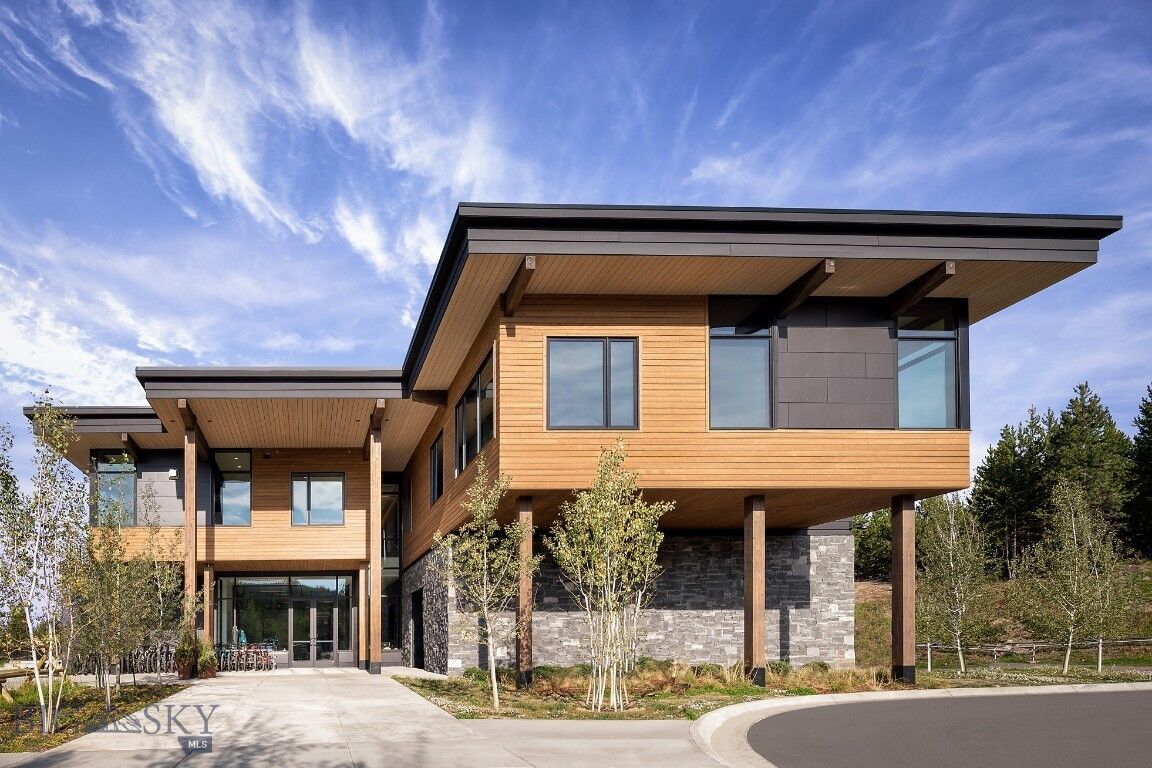 Property Photo:  4 Boathouse Way, Lakelodge 215  MT 59716 