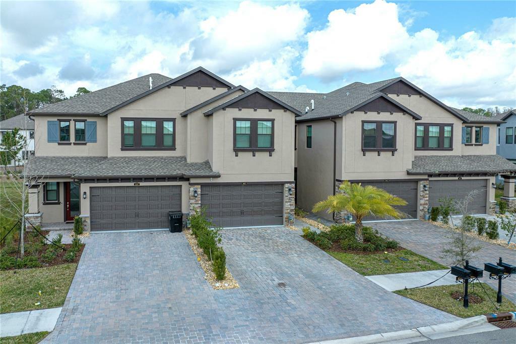 Property Photo: 4605 Ancona Way FL 33543
