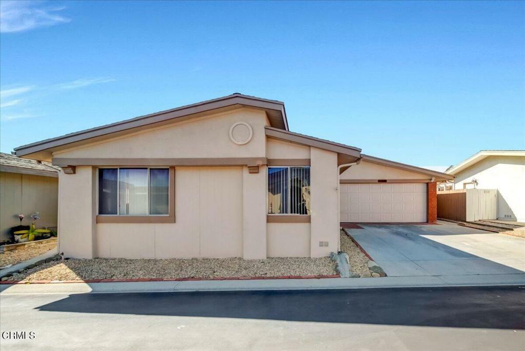 Property Photo:  1220 Johnson Drive 25  CA 93003 