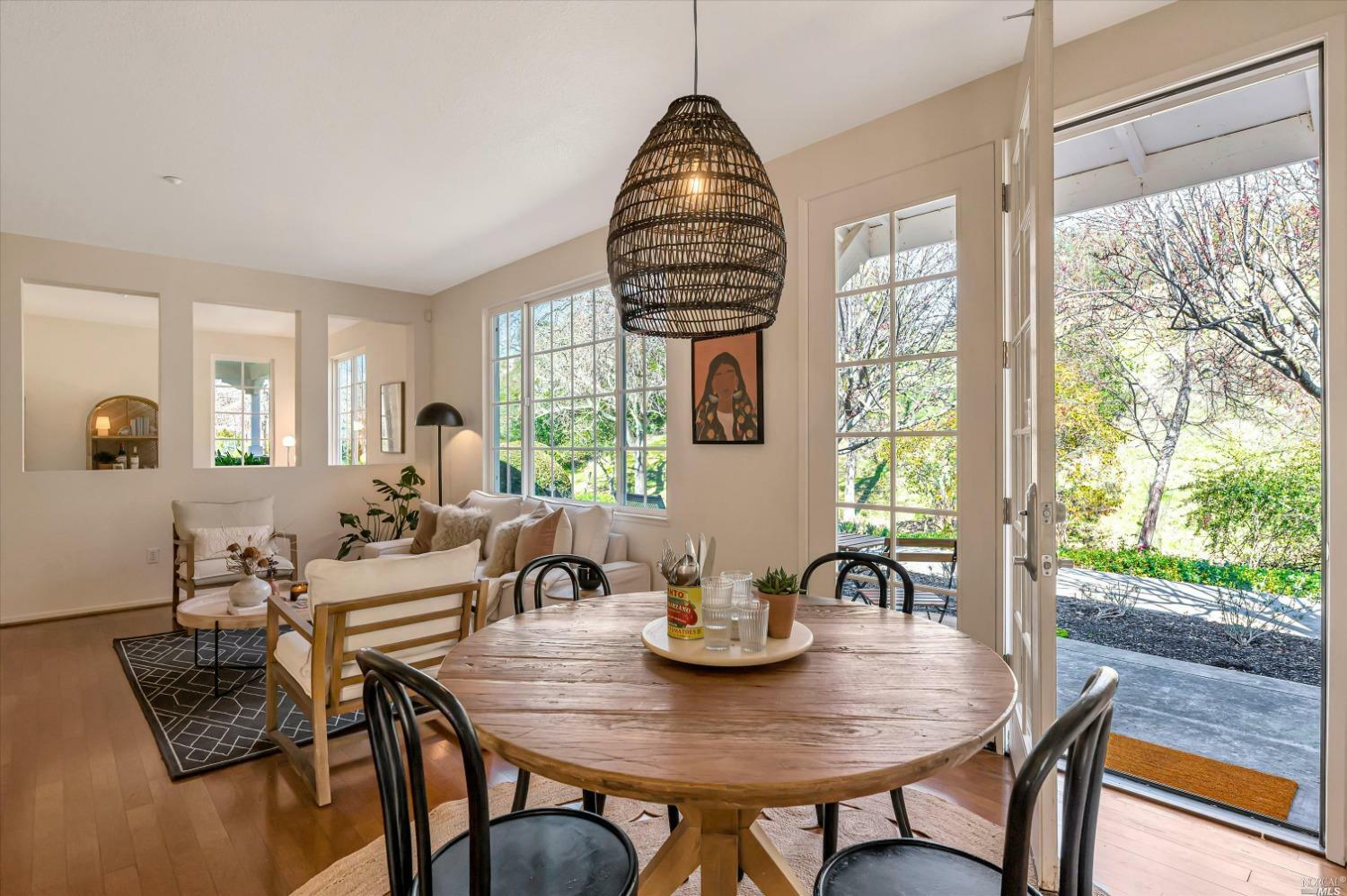 Property Photo: 530 Entrada Drive 106 CA 94949