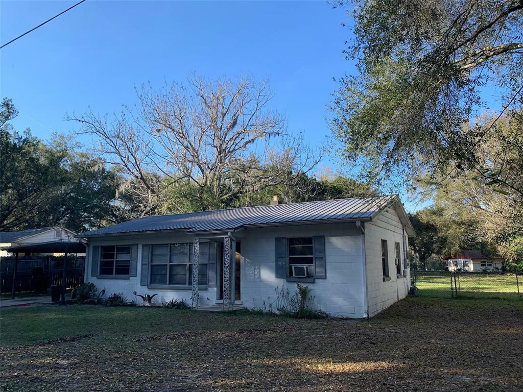 Property Photo:  706 Mulberry Street  FL 34731 