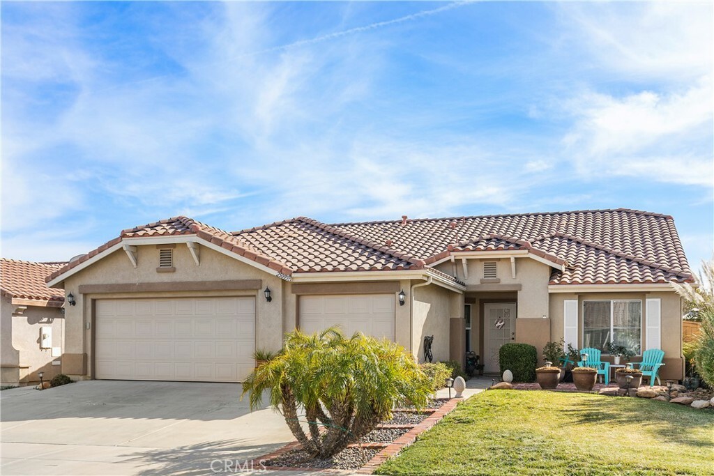 Property Photo:  25095 Clover Creek Lane  CA 92584 