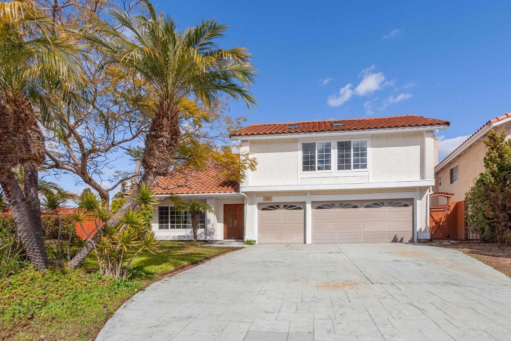 Property Photo: 1595 Avenida De Los Lirios CA 92024