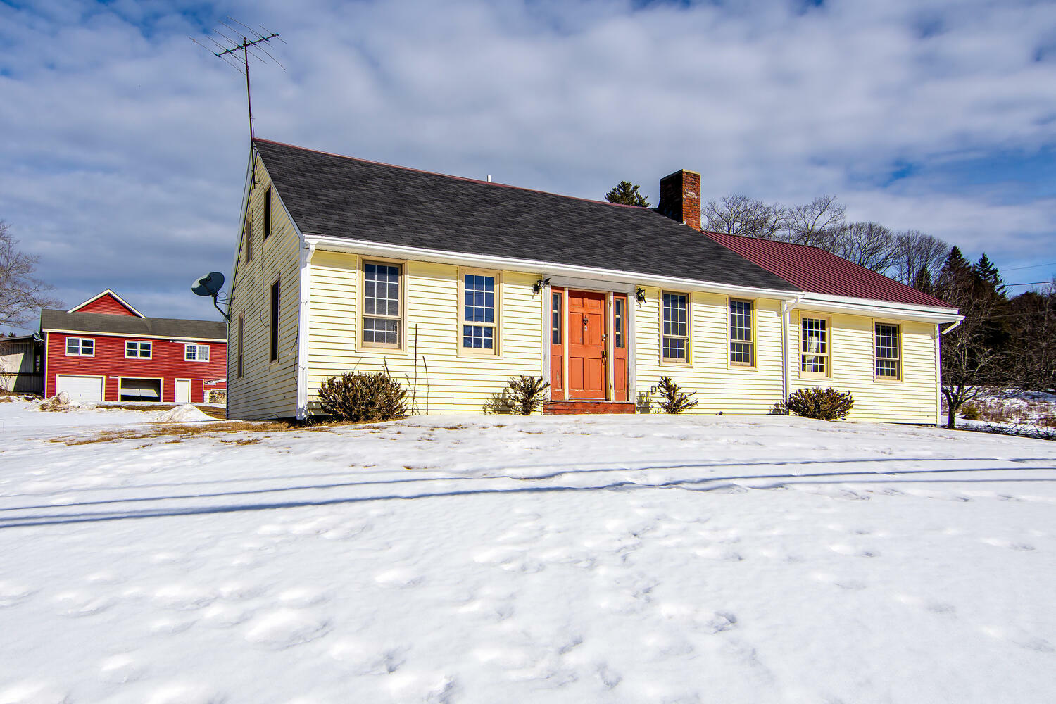 Property Photo: 3 & 6 Spring Oak Lane ME 04684