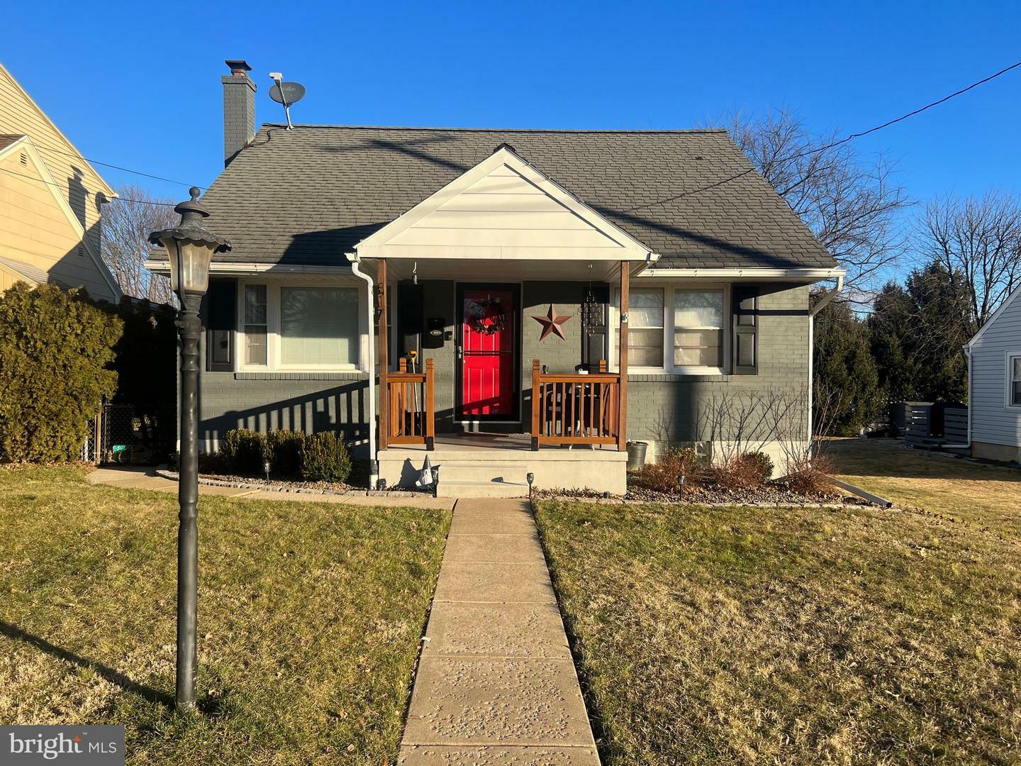 Property Photo: 817 Bellefonte Avenue PA 19607