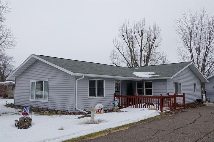 206 South 2nd Avenue  Abbotsford WI 54405 photo