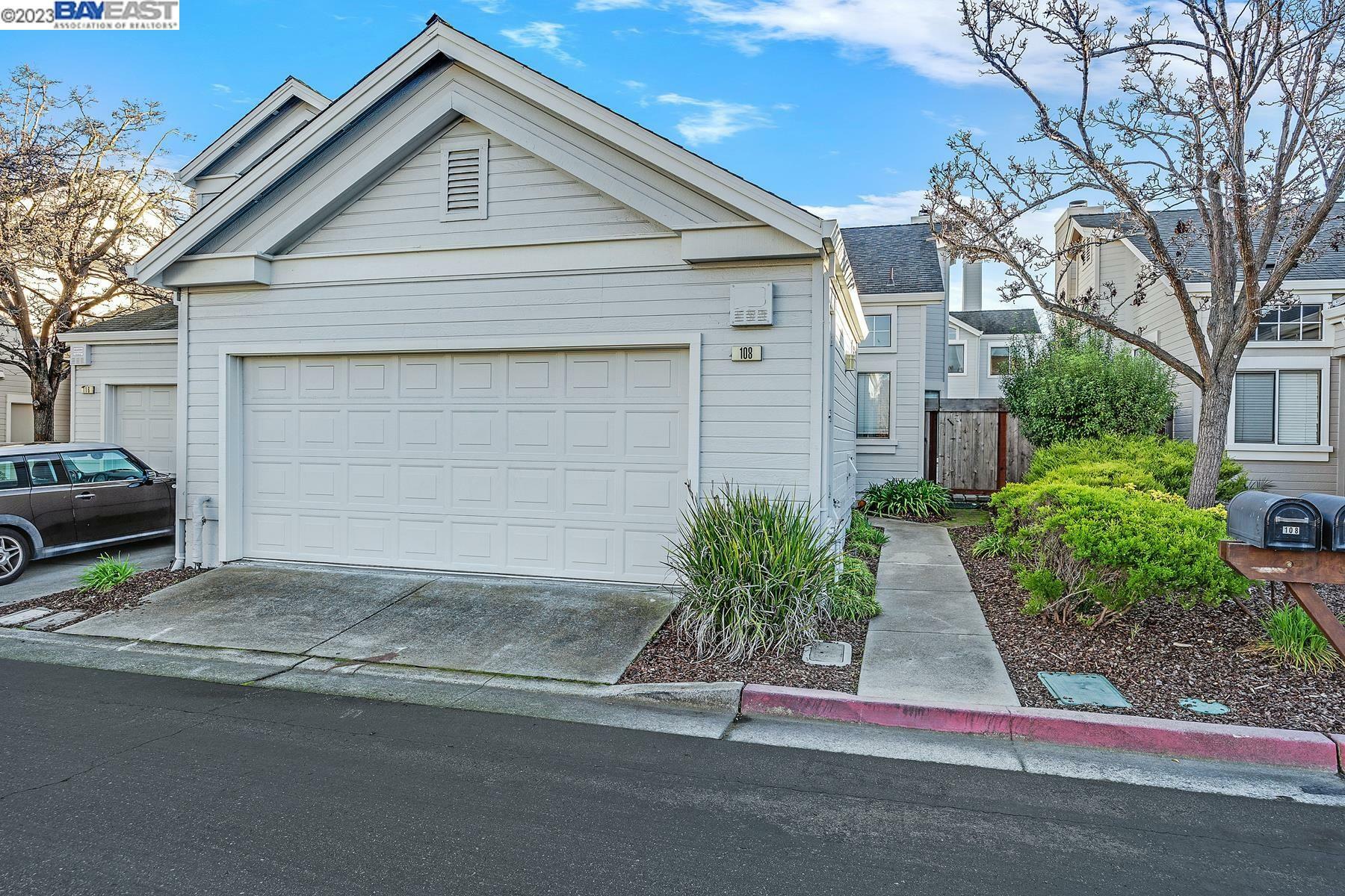 Property Photo:  108 Bannister Way  CA 94502 