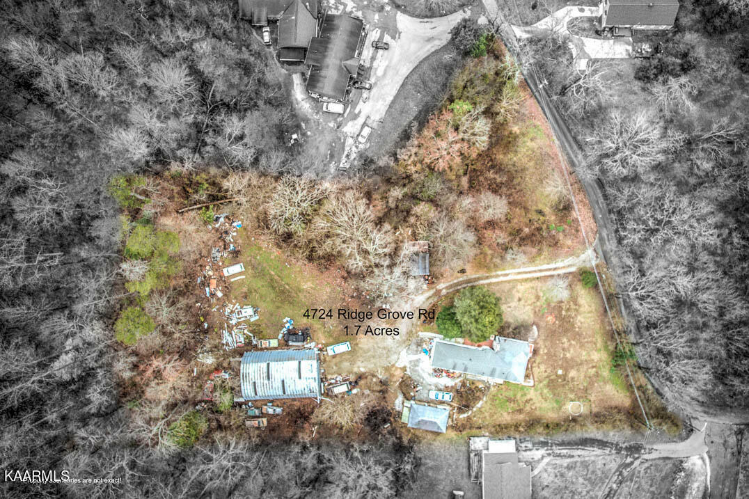4724 Ridge Grove Rd  Knoxville TN 37918 photo