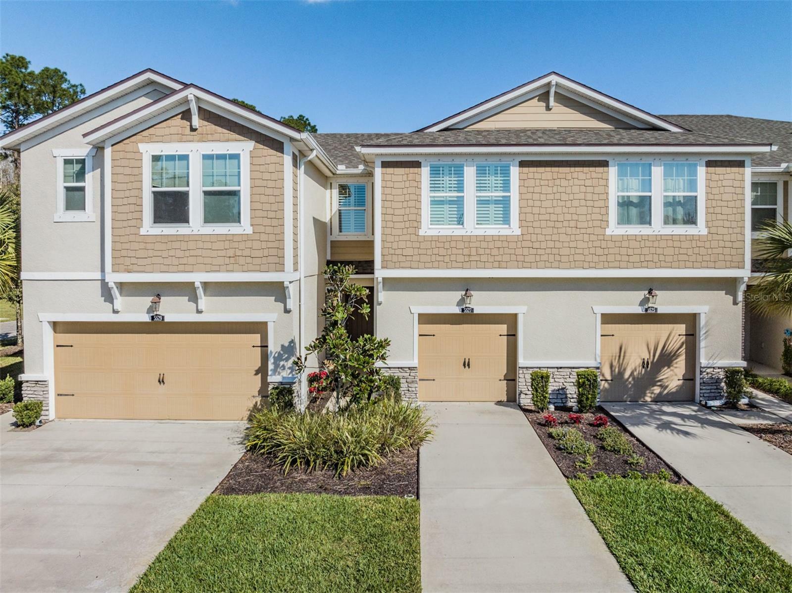 Property Photo:  5527 Cumberland Star Court  FL 33558 