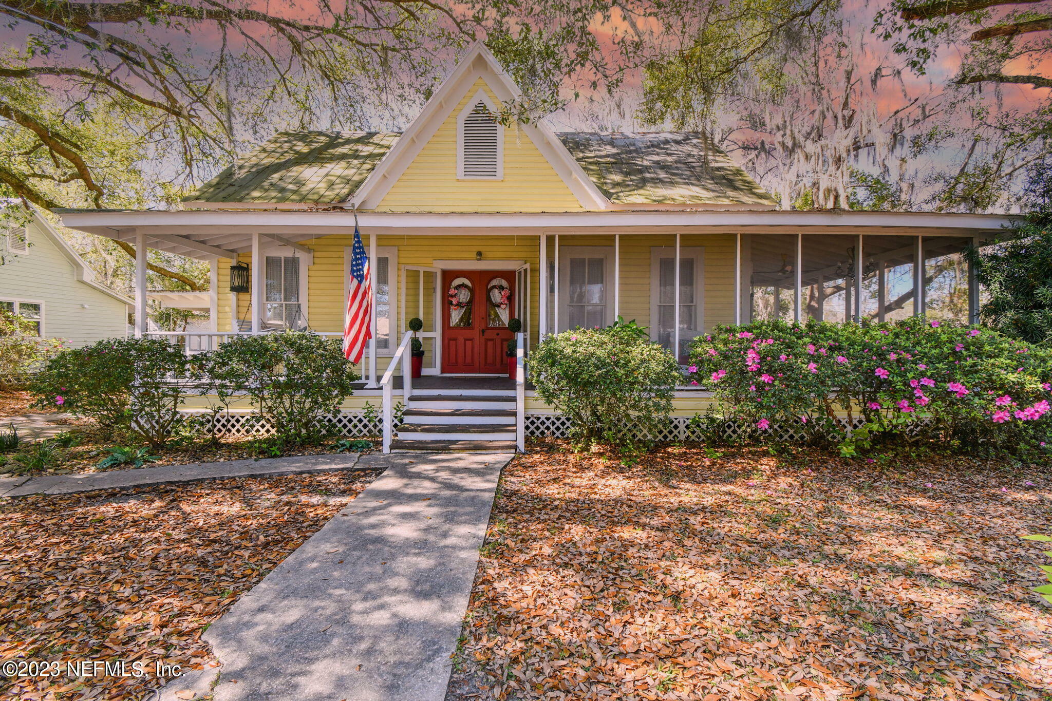 Property Photo:  171 N Orange Street  FL 32091 