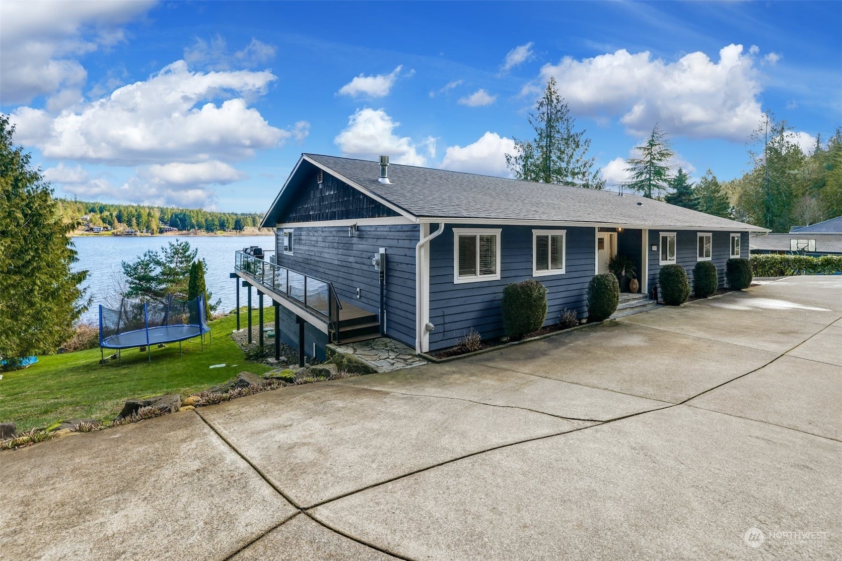 Property Photo:  8265 Dormar Drive SE  WA 98367 