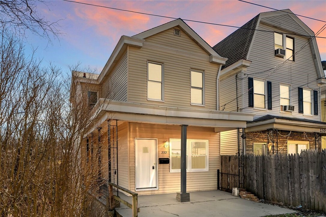 Property Photo:  232 Alries Street  PA 15210 